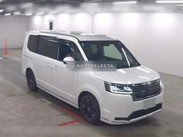 Honda Stepwgn Spada 2024, auction grade R