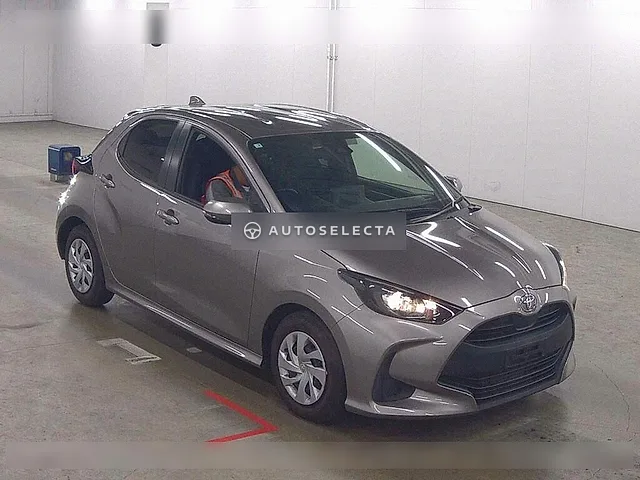 Toyota Yaris 2023, auction grade RA