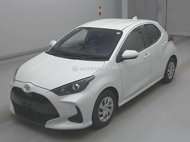 Toyota Yaris 2022, auction grade 3.5