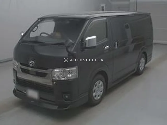 Toyota Hiace Van 2022, auction grade 4.5