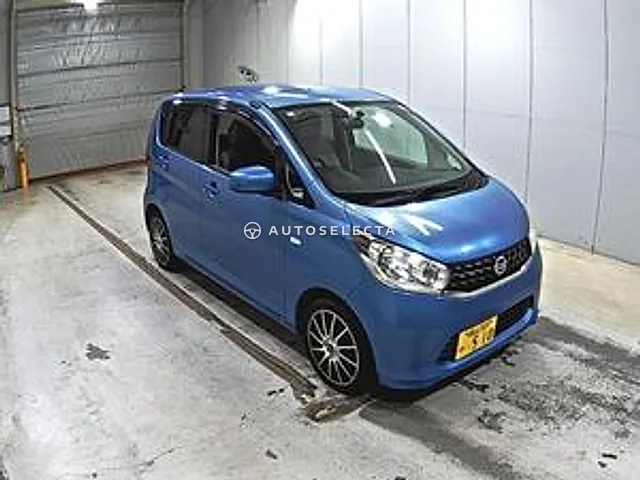 Nissan Dayz 2014, auction grade 3.5
