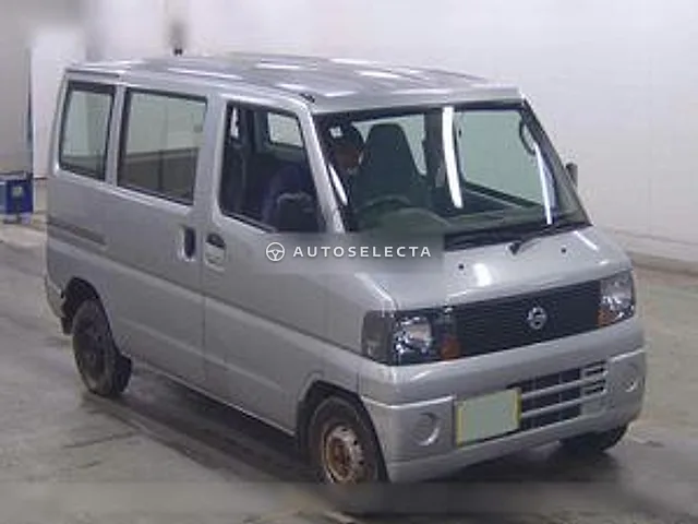 Nissan Clipper Van