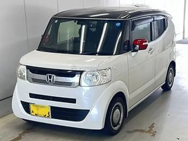 Honda N-BOX Slash 2015, auction grade R