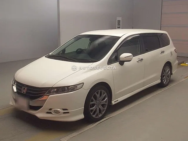 Honda Odyssey 2009, auction grade 4