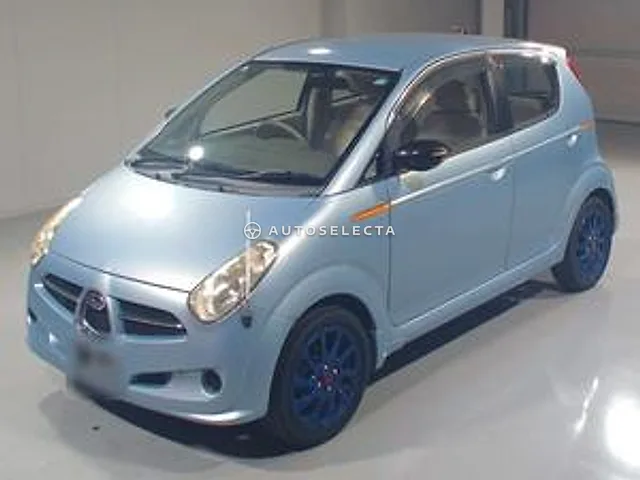 Subaru R2 2005, auction grade R
