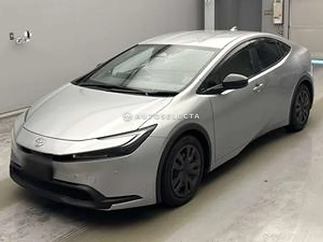 Toyota Prius 2023, auction grade R