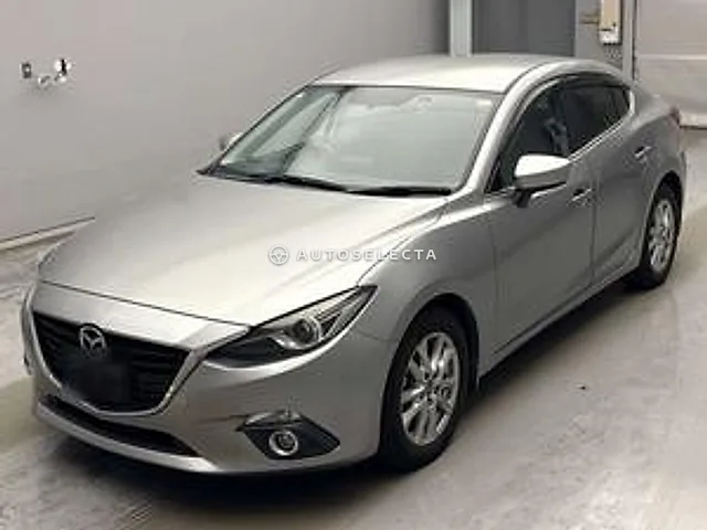 Mazda Axela Hybrid 2014, auction grade 3