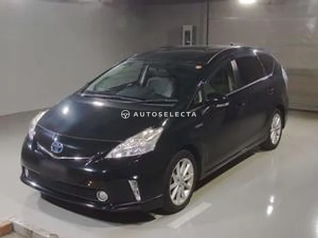 Toyota Prius Alpha 2014, auction grade 3.5