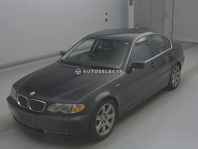 BMW 3 Series 2003, auction grade 3.5