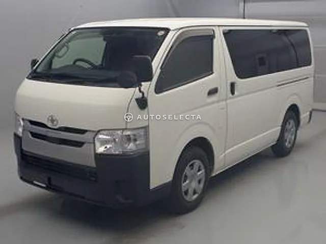 Toyota Hiace Van 2019, auction grade 3.5