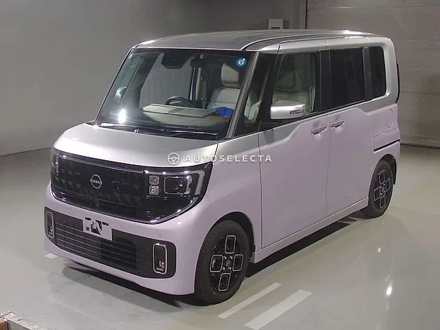 Nissan Roox 2026, auction grade 5