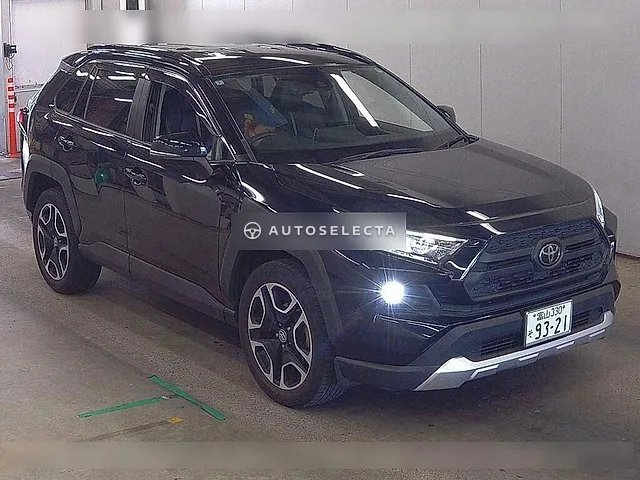 Toyota RAV4 2020, auction grade 4.5