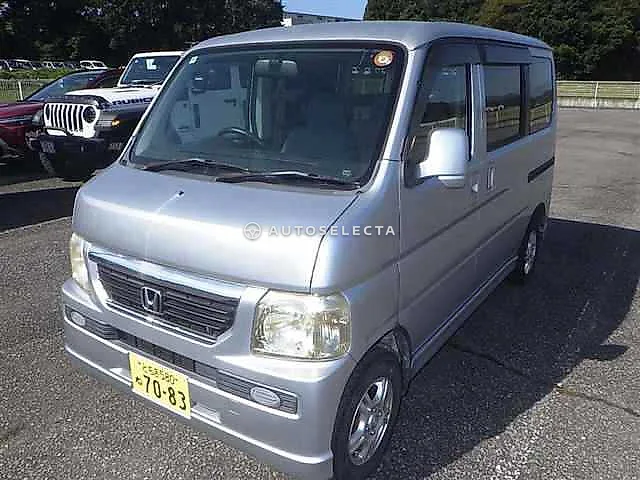 Honda Vamos 2010, auction grade 3.5