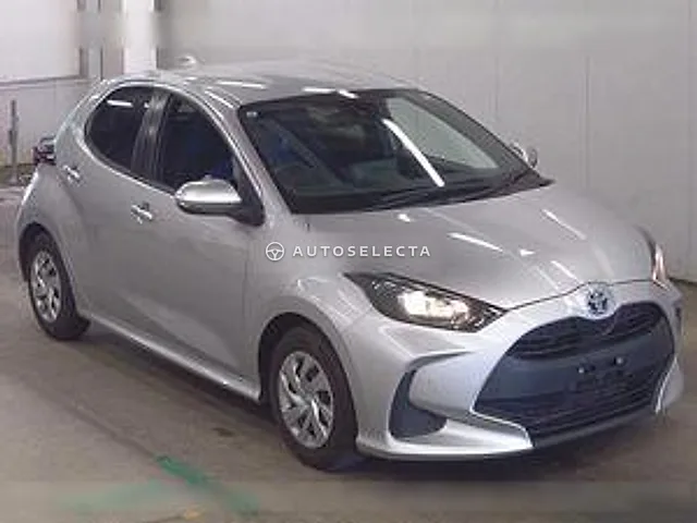 Toyota Yaris Hybrid 2021, auction grade 4
