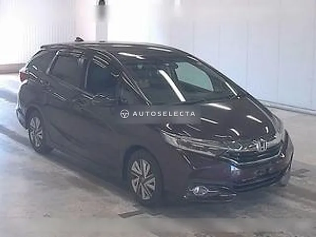 Honda Shuttle 2016, auction grade 3.5