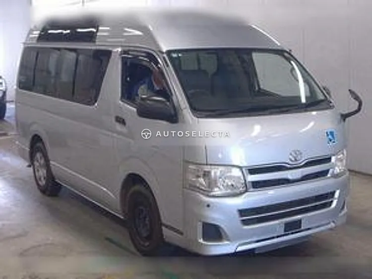 Toyota Hiace Van 2013, photo 1 of 6