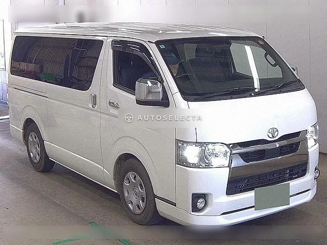 Toyota Hiace Van 2021, auction grade 4.5