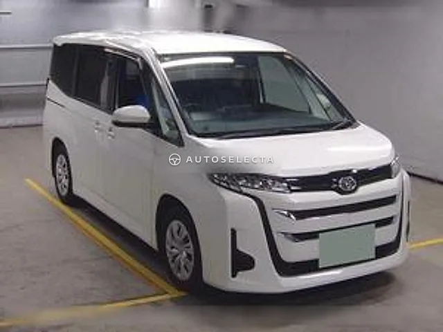 Toyota Noah 2022, auction grade RA