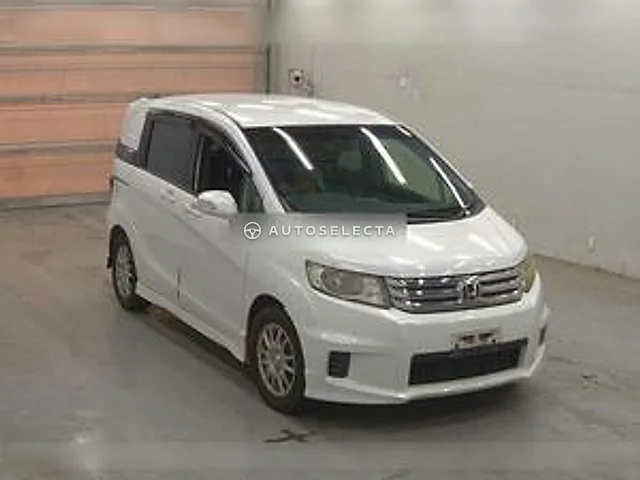 Honda Freed Spike 2013