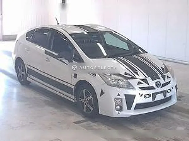 Toyota Prius 2010, auction grade R