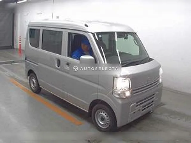 Nissan NV100 Clipper 2021, auction grade 4