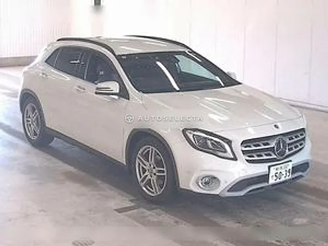 Mercedes-Benz GLA-Class 2017, auction grade 3.5