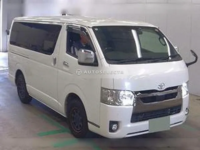 Toyota Hiace Van 2021, auction grade 4.5