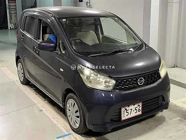 Nissan Dayz 2013, auction grade 3.5