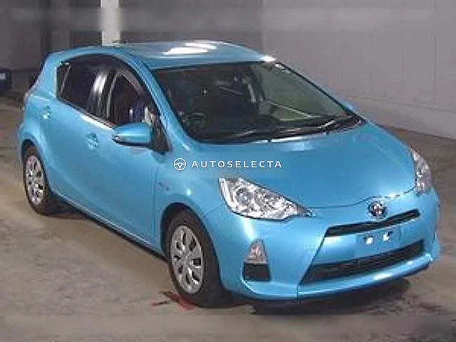 Toyota Aqua 2014, auction grade RA