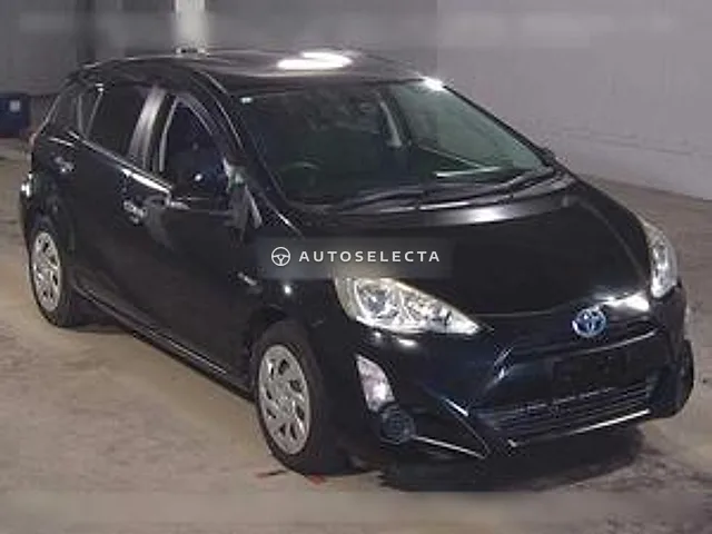 Toyota Aqua 2017, auction grade R