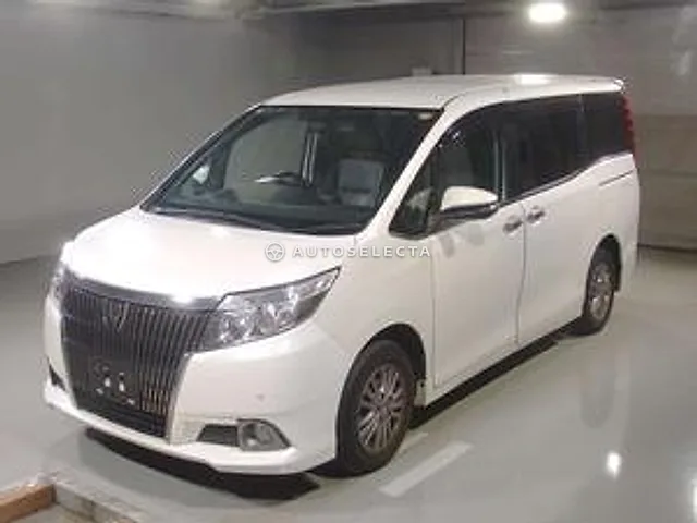 Toyota Esquire 2015, auction grade RA