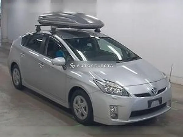 Toyota Prius 2011, auction grade 3.5