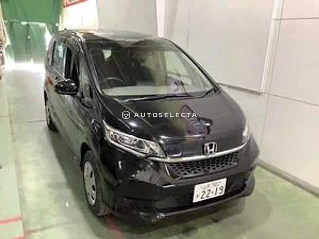 Honda Freed+ 2021, auction grade 3.5