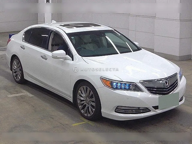 Honda Legend 2016, auction grade 4.5