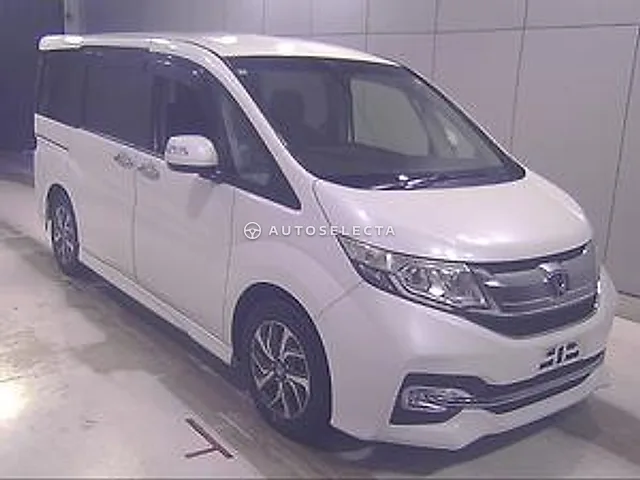 Honda Stepwgn Spada 2015, auction grade 4