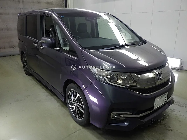 Honda Stepwgn Spada 2016, auction grade 4