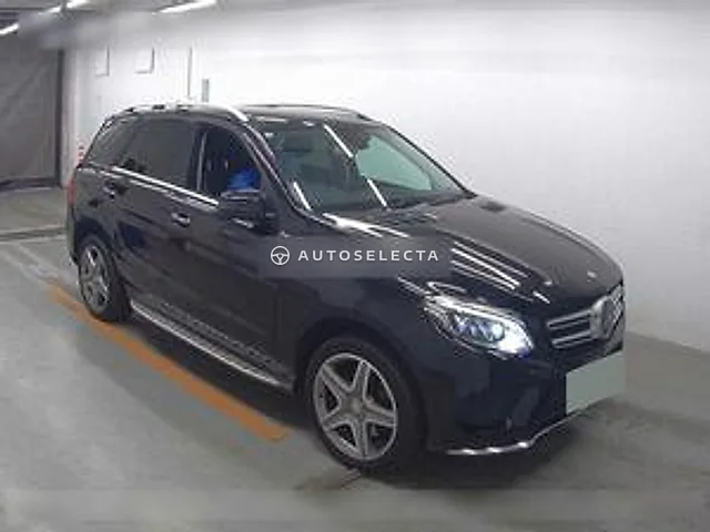 Mercedes-Benz GLE 2015, auction grade 4