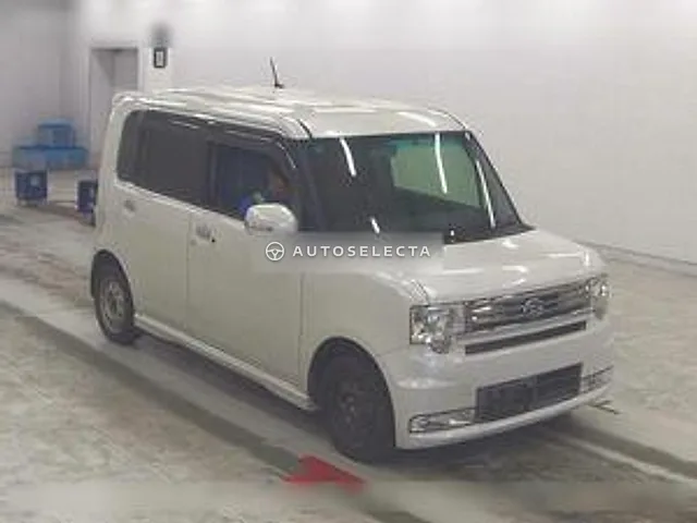 Daihatsu Move Conte 2015