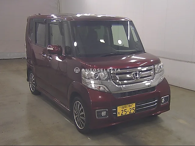 Honda N-BOX 2016, auction grade 3