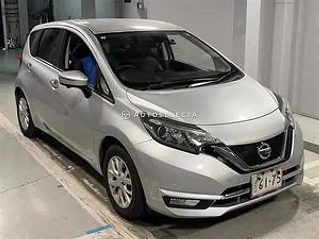 Nissan Note 2017, auction grade 3