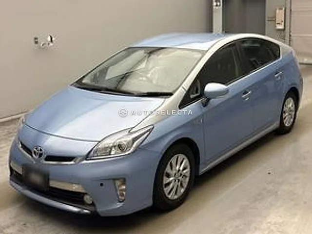 Toyota Prius PHV 2015, auction grade 3.5