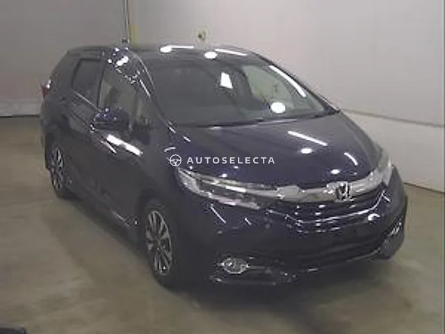 Honda Shuttle 2016, auction grade 3.5