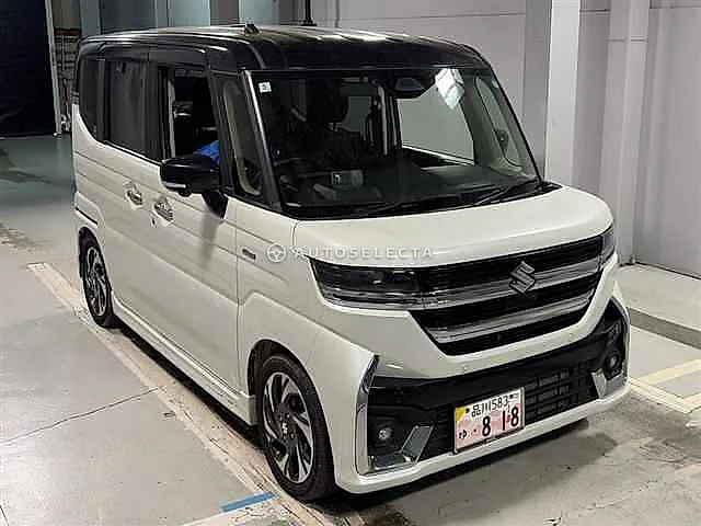 Suzuki Spacia 2024, auction grade 4