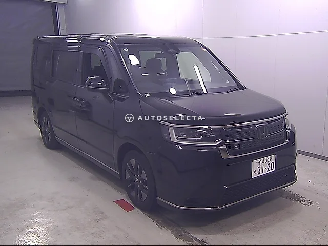 Honda Stepwgn Spada 2025, auction grade 3.5