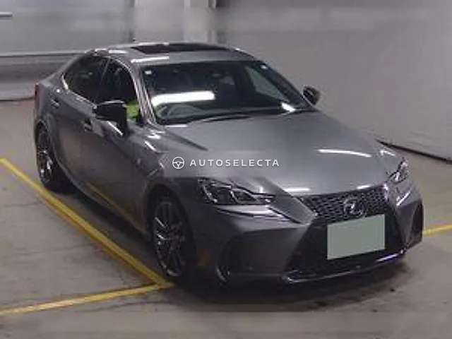 Lexus IS 2019, auction grade 4.5