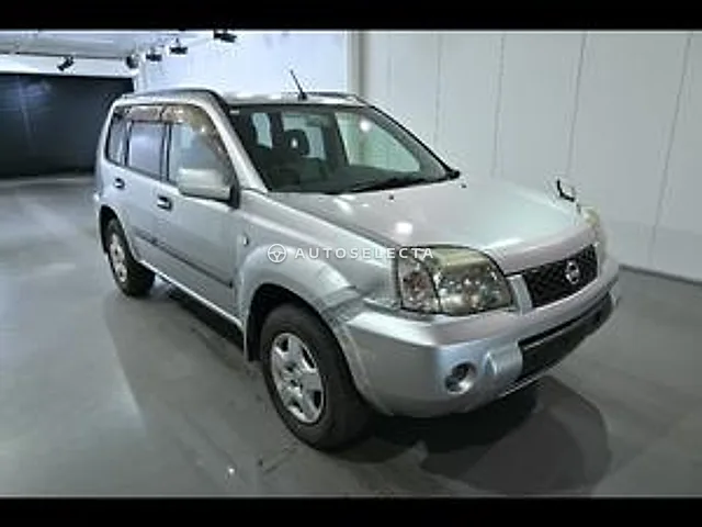 Nissan X-Trail 2005, auction grade 3