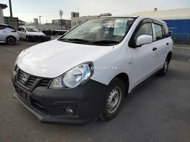 Nissan AD 2021