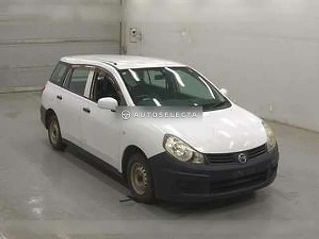 Nissan AD 2015