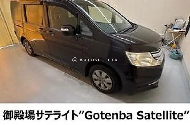 Honda Stepwgn 2013, auction grade 3.5