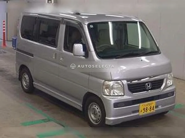 Honda Vamos 2011, auction grade 3.5
